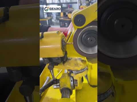 Universal Tool & Cutter Grinder Machine U Series — demo