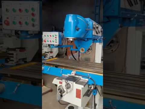 Universal Knee Type Geared Head Milling Machine — demo